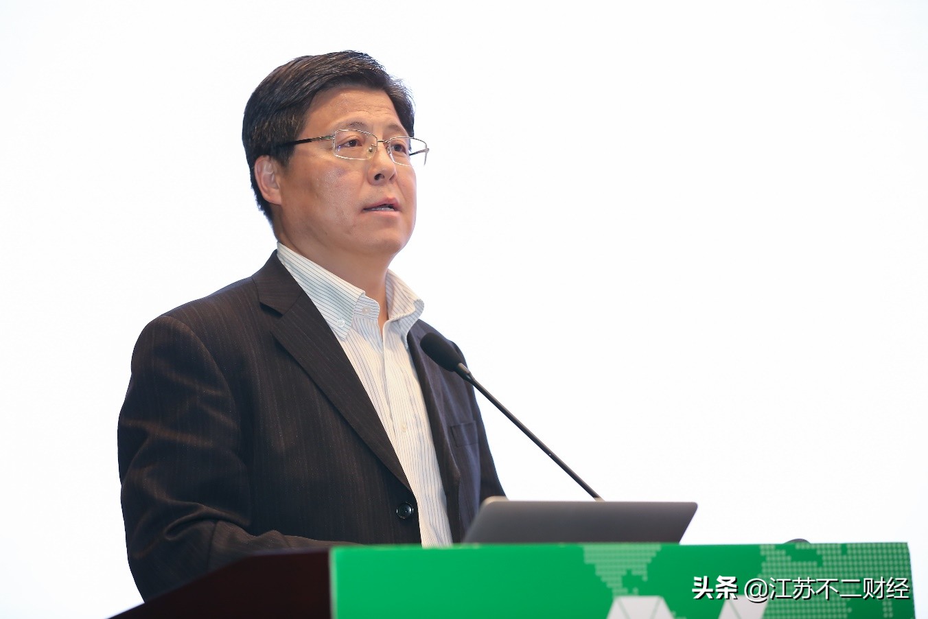 专家共议沪港合作新发展,专家建言以国际合作共促兰炭发展