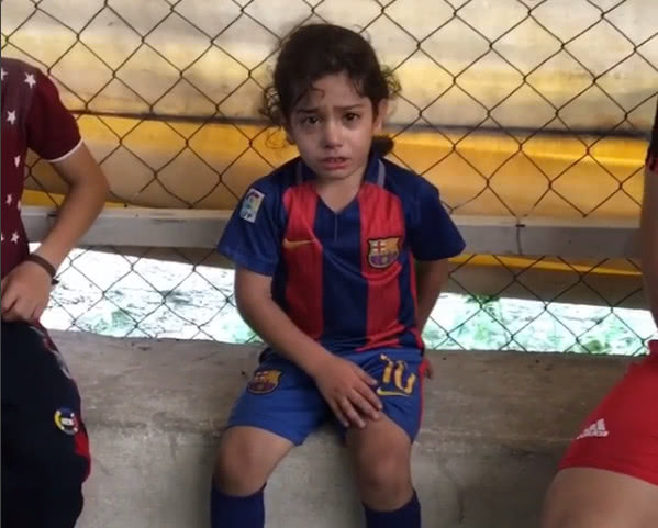 伊朗足球天才儿童,伊朗6岁儿童练出8块腹肌
