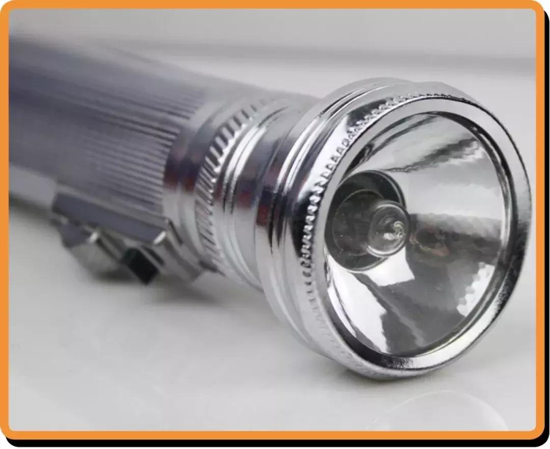 看到这把最强冷兵器，我扔掉了手里的98k