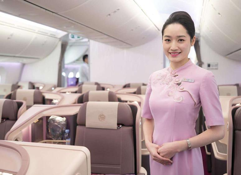 金卡买经济舱,金卡购买的机票