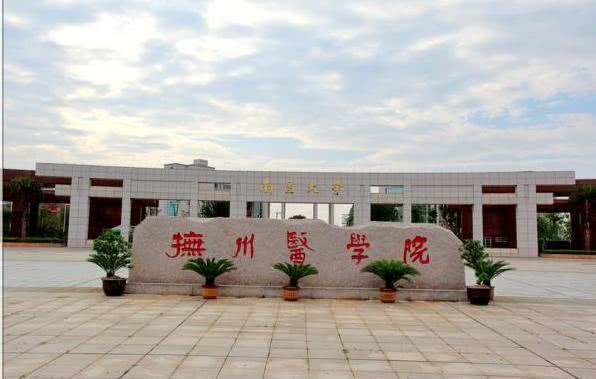 我国最被低估的3所211大学 (中国最心酸的5所211大学)