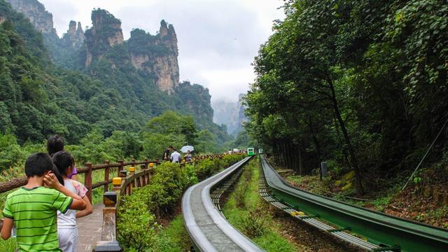 张家界和凤凰古城自助游,驴友推荐结伴游攻略