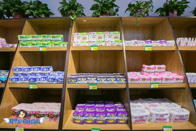 这是什么神仙超市？万象城的品质堪比五爱的价格！奶茶1元喝