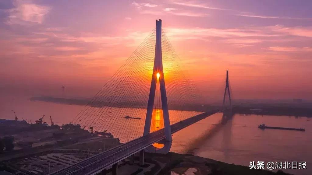 湖北各市长江大桥数量,湖北最大长江大桥图