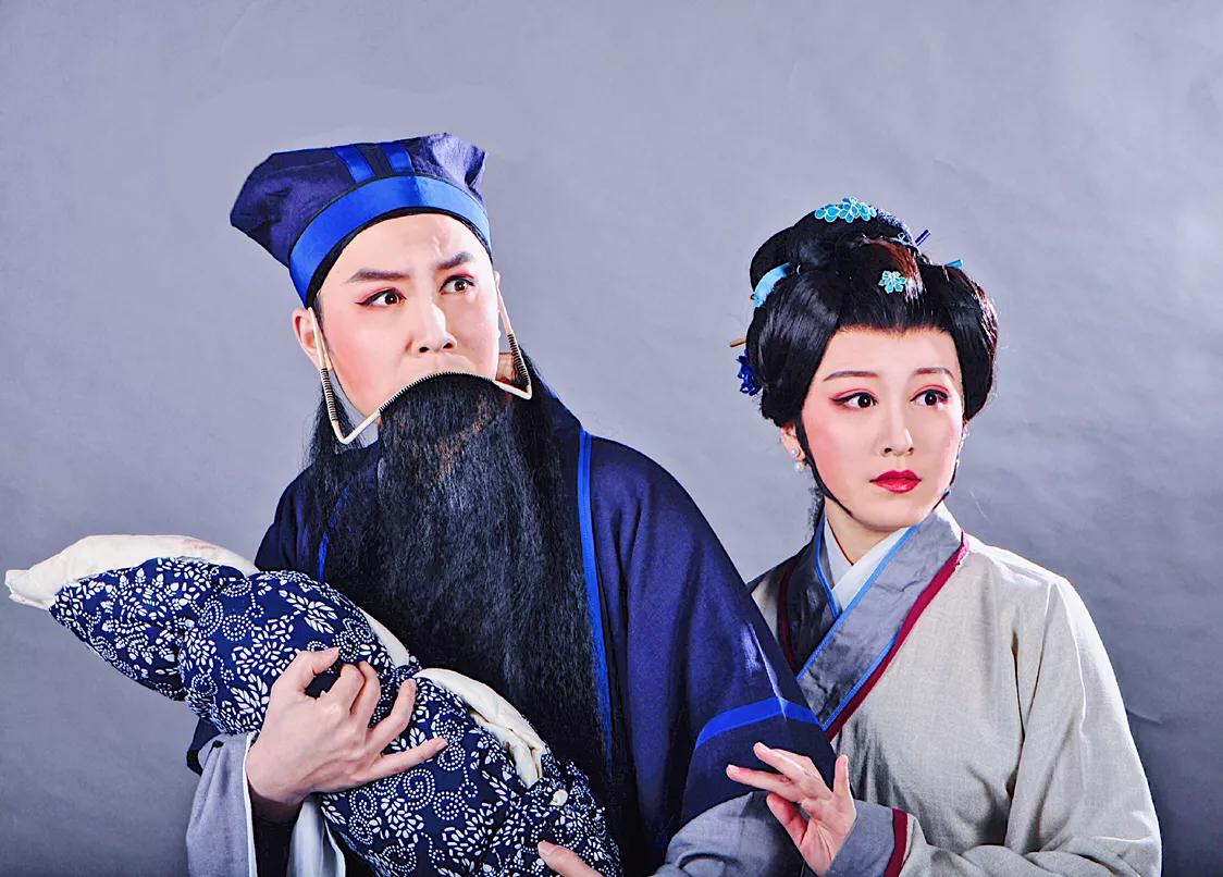 要不要一起去看电影,要不要一起看剧