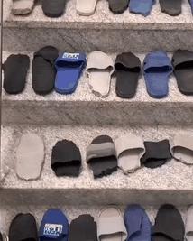 看了整整七分钟，他们最终还是上去了