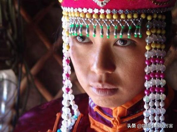 “耐老”只服8位明星，靠运动和自律，不打针不整容，越老越好看