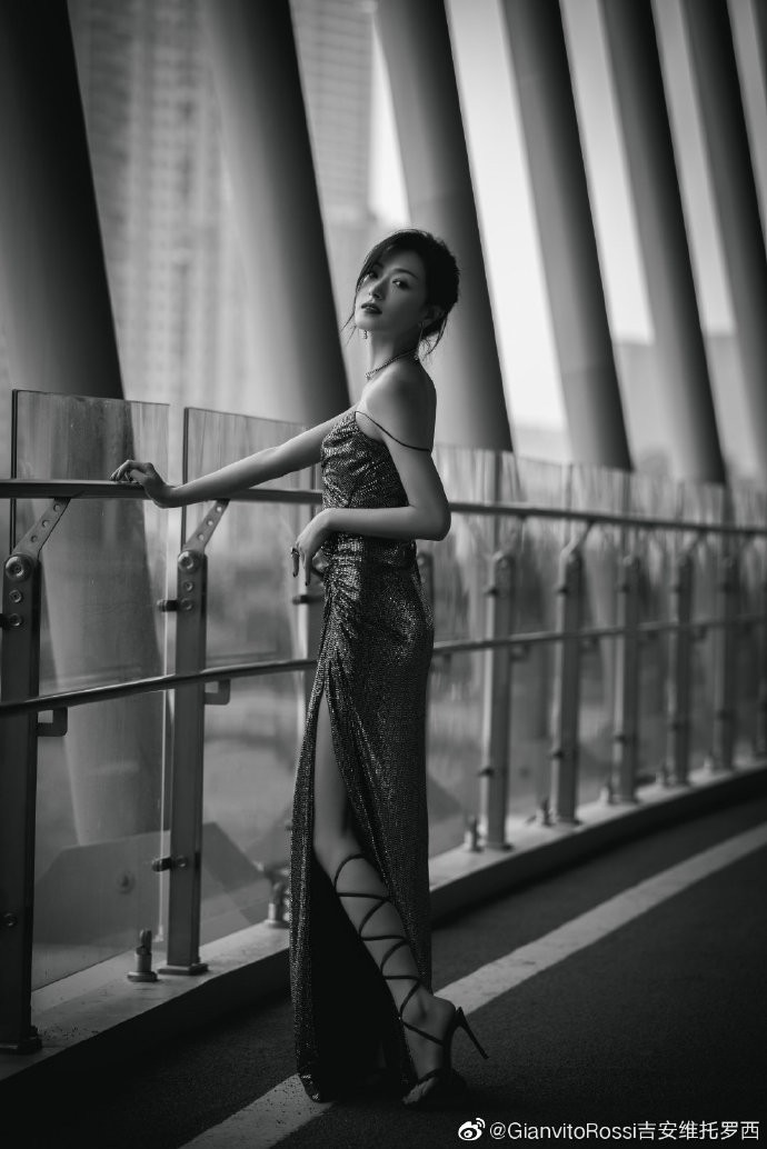 jimmychoo凯特王妃,凯特王妃的经典鞋