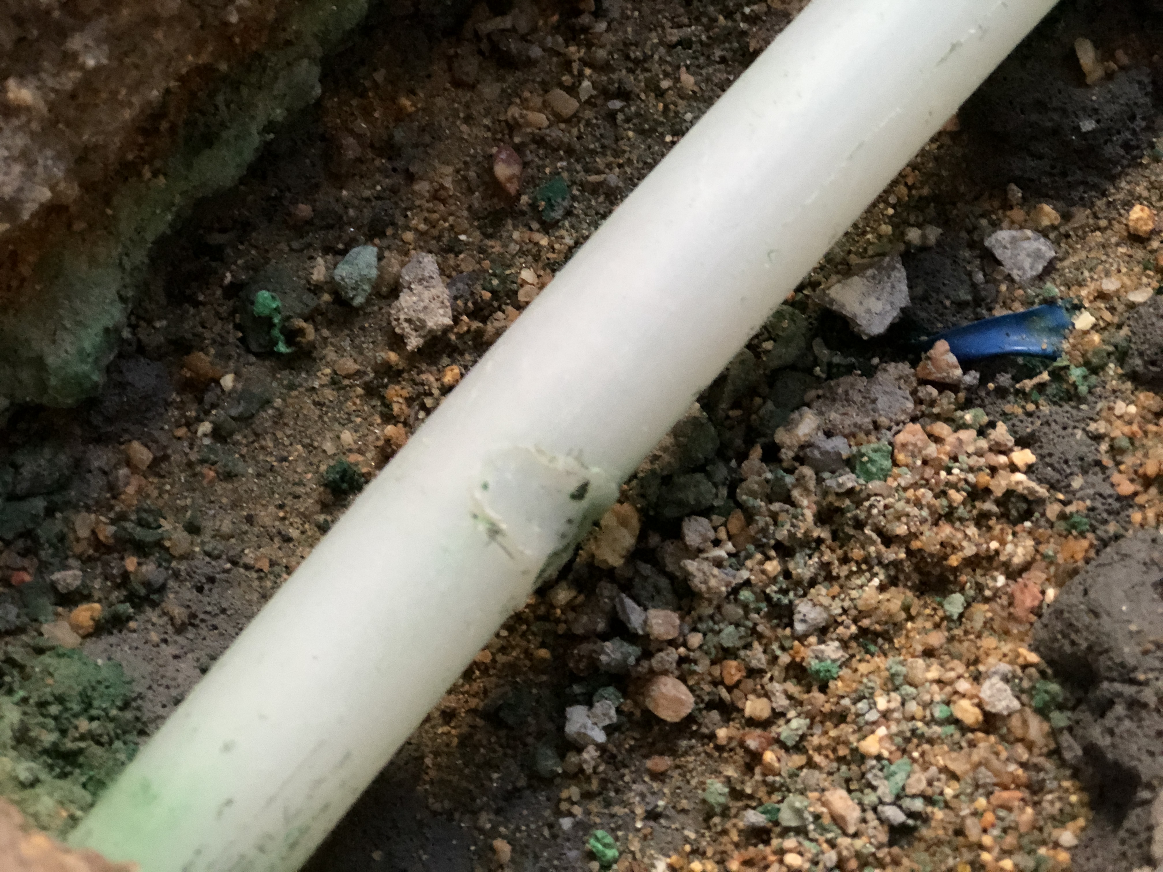 地暖漏水该找谁负责,专业地暖测漏水电话