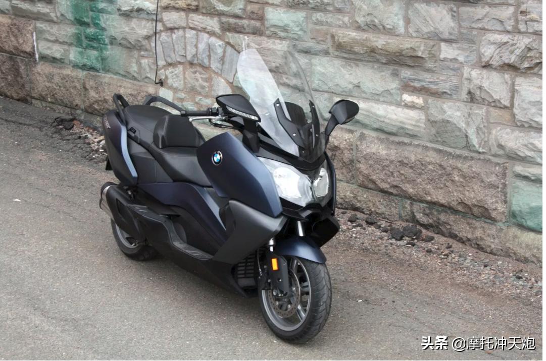 宝马踏板车650gt适合摩旅吗,宝马踏板650旅行版最新款