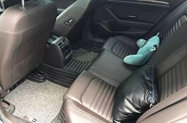 2017款迈腾330豪华2万公里感受,大众迈腾车况好二手车