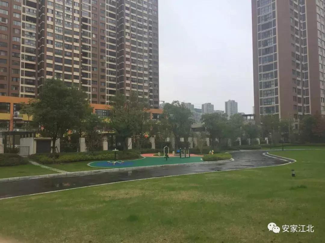 江北烂尾楼最新消息,实拍江北鬼城烂尾楼