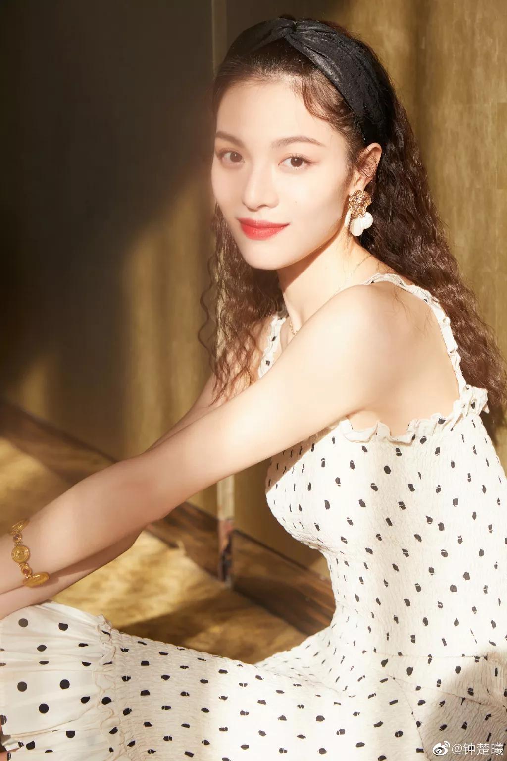 过完年脸大了一圈？轻松get杨超越、宋祖儿的小颜术