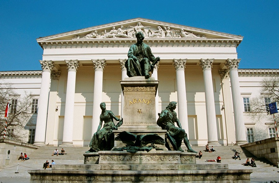 匈牙利自称是匈奴的后代是真的吗,匈牙利是因为匈奴而得名吗