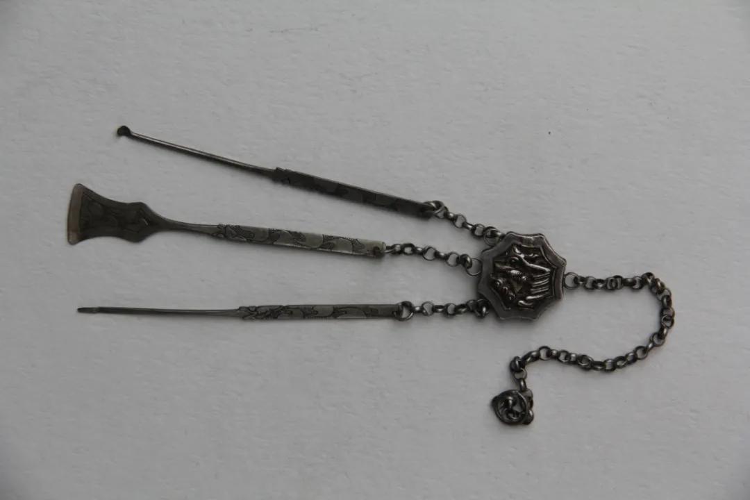 郴州银器，千锤方成器，百载有余温