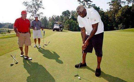 乔丹的大手和小卡,巨人的大手