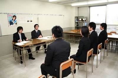 为什么大学生要学日语,日语与什么专业结合就业前景好