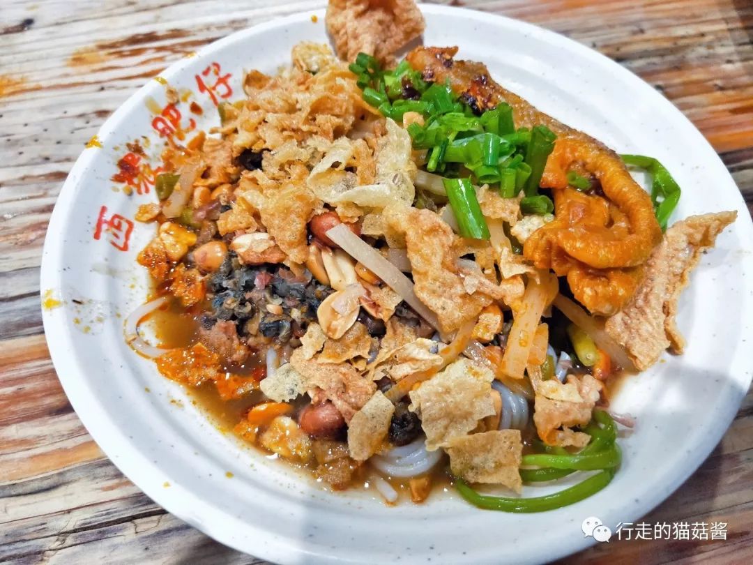 合味芳柳州螺蛳粉测评,巴狗鲜食柳州螺蛳粉测评