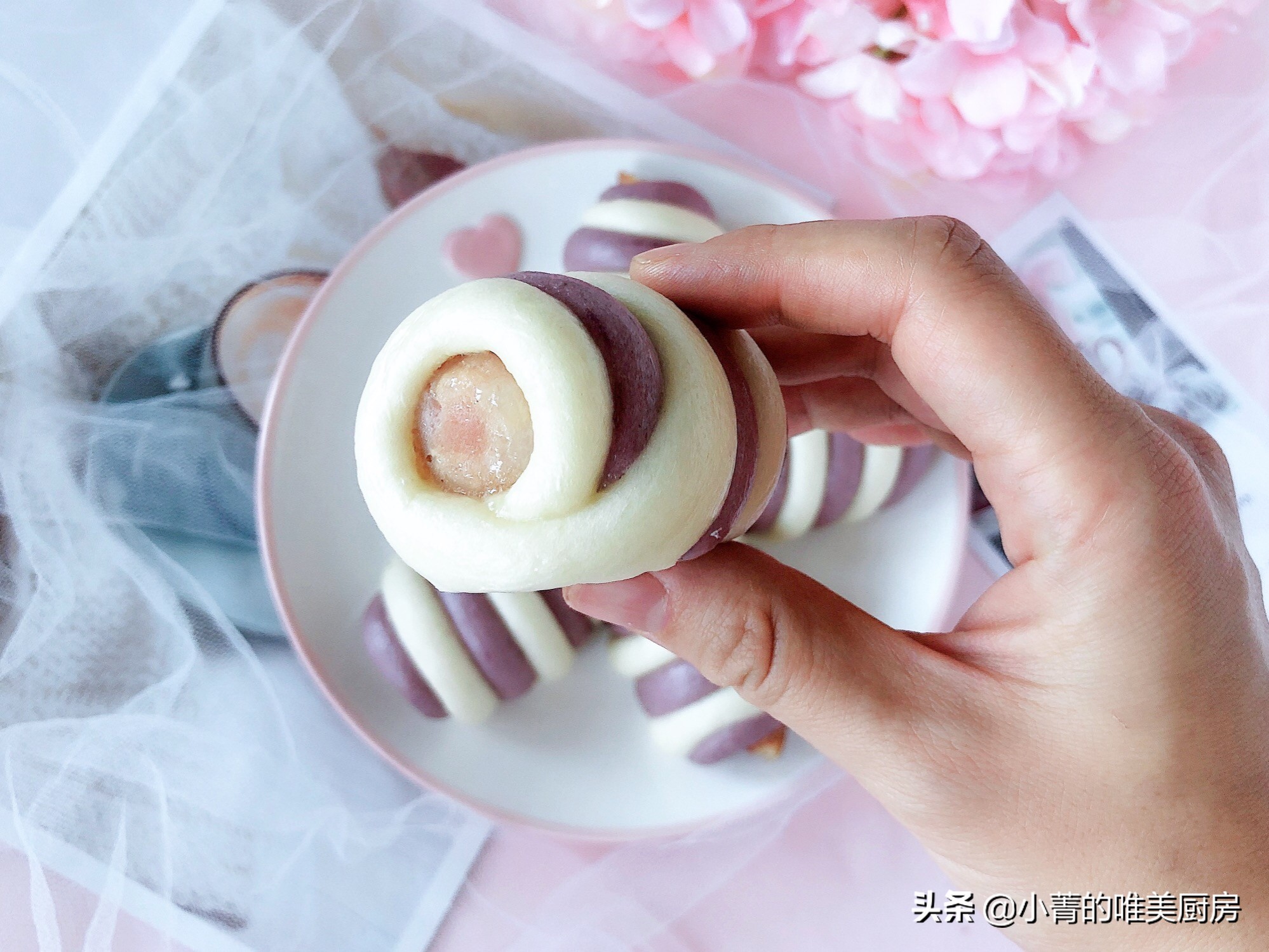 双色紫薯火腿肠馒头,双色热狗馒头