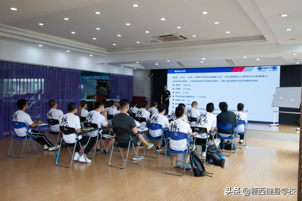 李现健身房视频,李现健身房