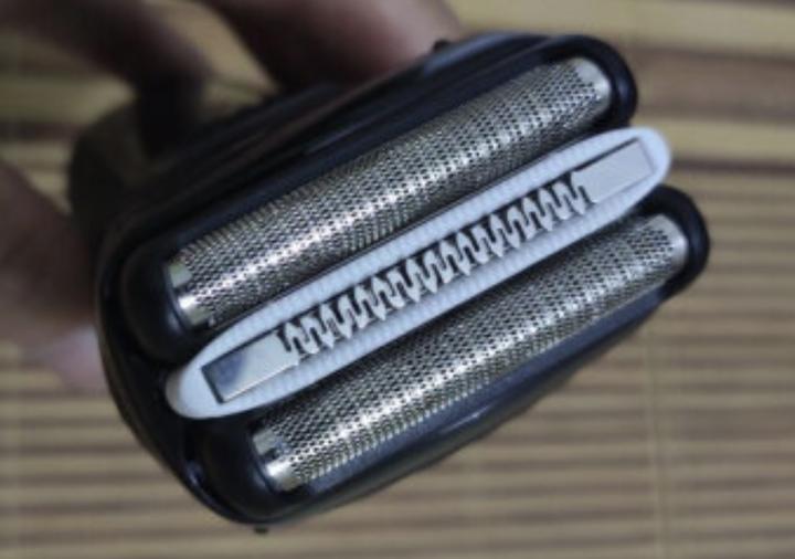 男大学生剃须刀选购指南,男生如何选电动剃须刀