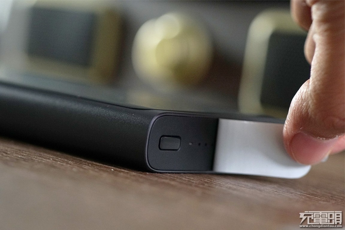 小米移动电源318w快充评测,小米plm11zm无线充电宝拆机