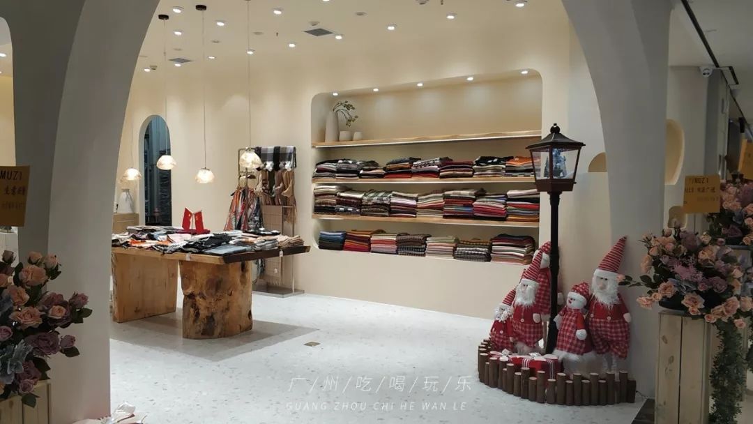 韩国东大门服装在哪里买,韩国东大门服装批发市场地铁