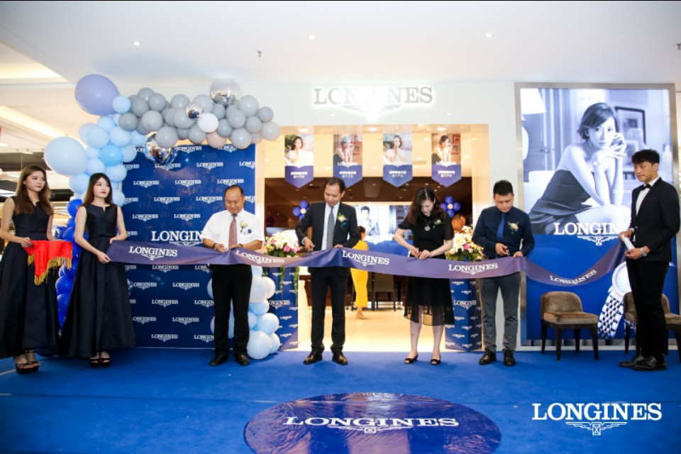 洛阳浪琴专柜在王府井哪里,亨吉利洛阳王府井店