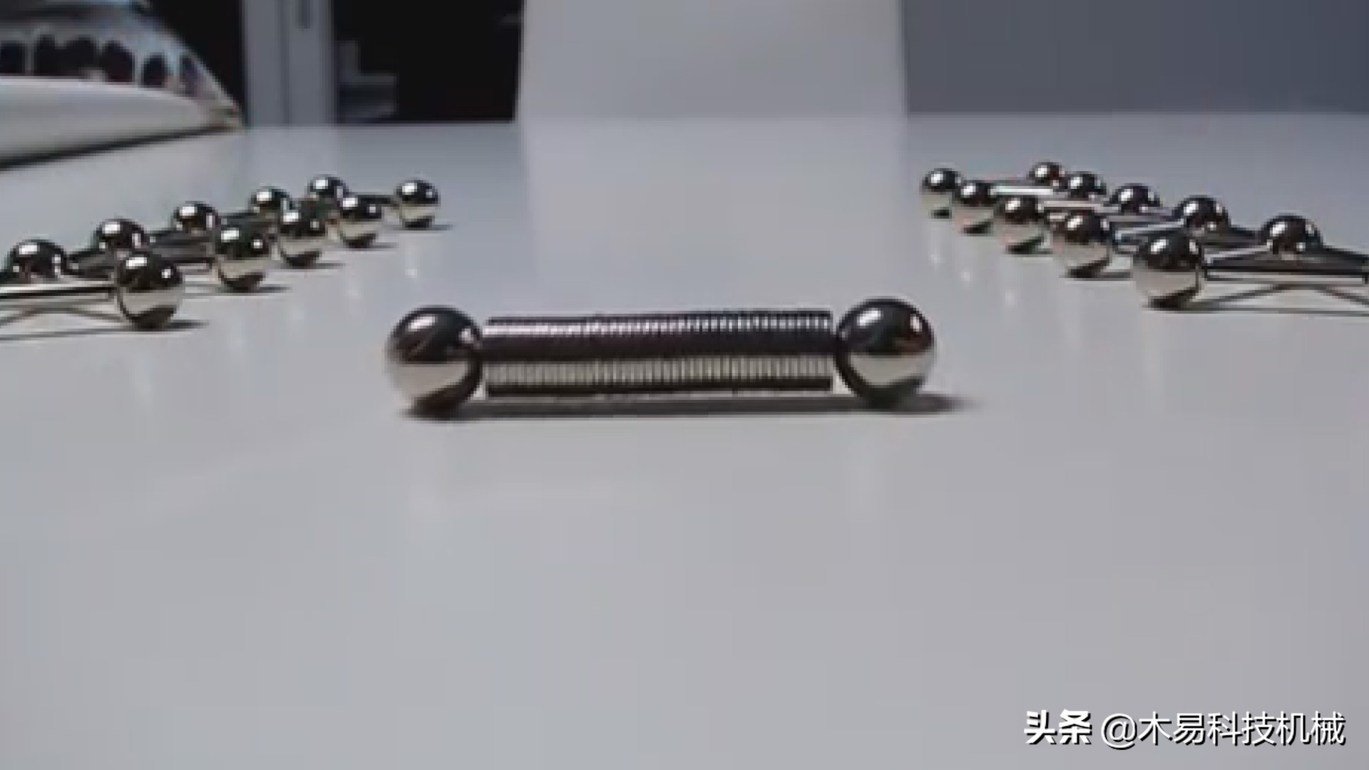 磁悬浮列车科学原理,磁悬浮实验列车