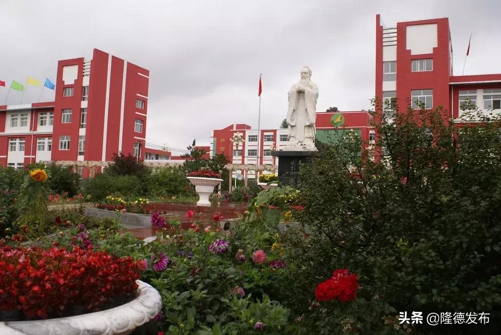 文明花开满校园,文明花开满校园绘画
