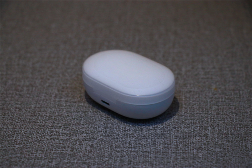 小米蓝牙耳机airdots和青春版,小米蓝牙耳机AIRDOTS青春版如何