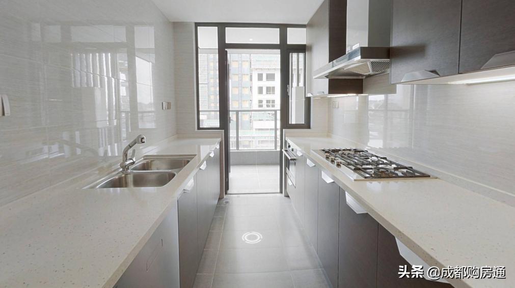 天府新区麓湖临湖精装大平层,天府新区麓湖旁精装跃层