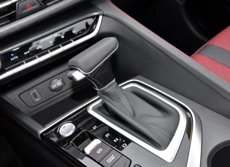 动力好省油耐用操控好的家用车suv,最省油的紧凑级家用轿车试驾