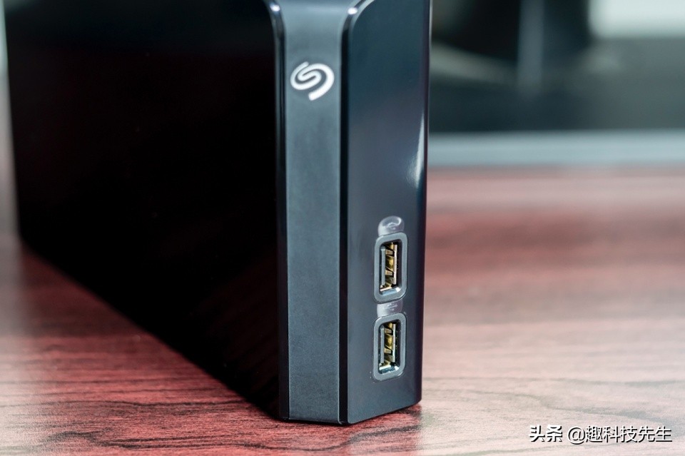 扩展笔记本的移动硬盘,笔记本空间不够可以用u盘代替吗