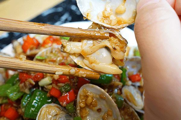 如果要摆摊要选啥,如果你想摆地摊最好是卖什么