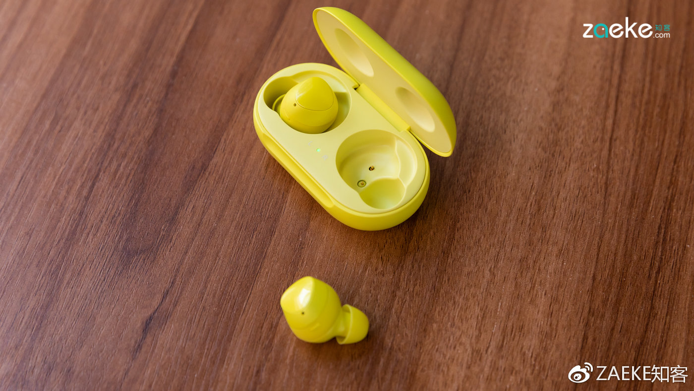 三星galaxybuds发布会,三星超广角有点歪