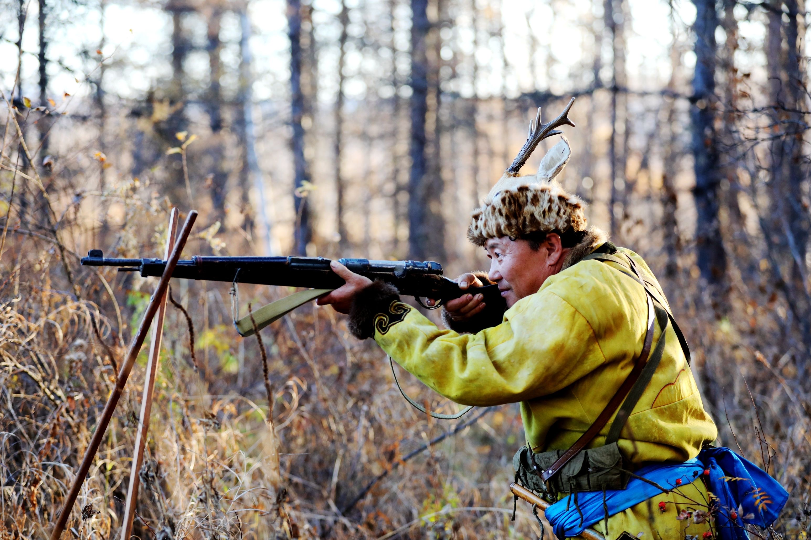 鄂伦春人早期打猎视频,鄂伦春猎枪