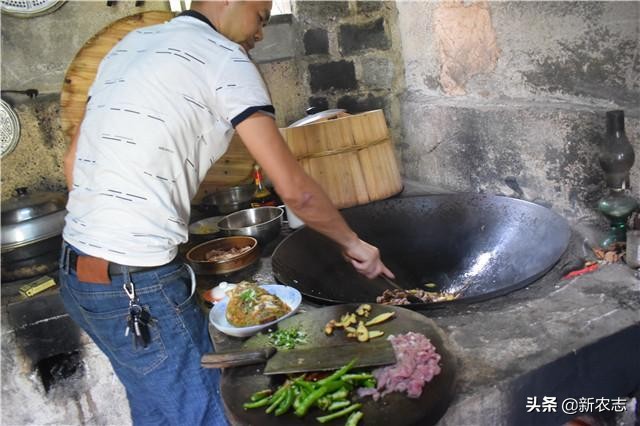 农村风靡一时的“不粘锅”，现在打折都没人买，消费者：被骗过