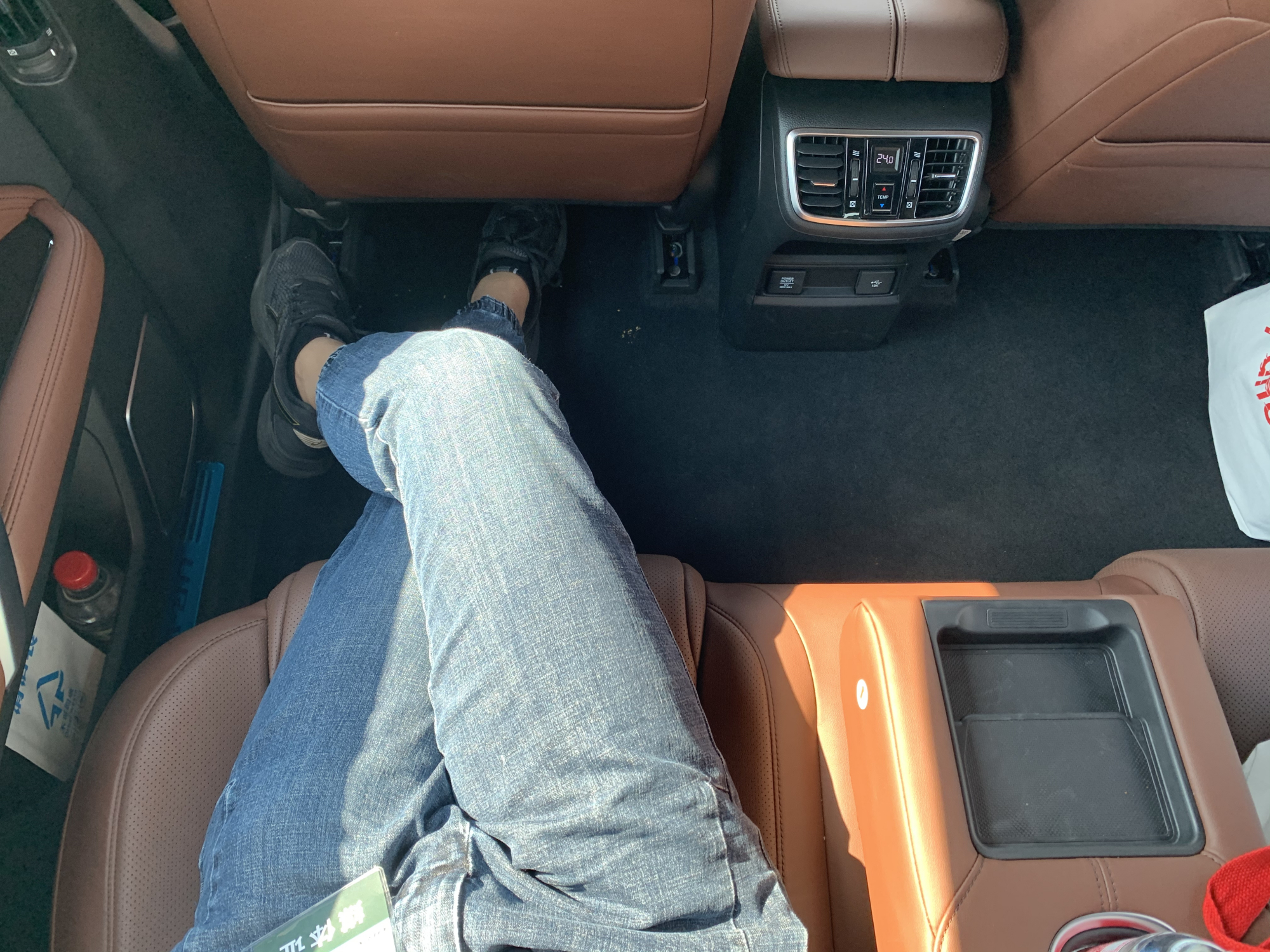 本田ur-v2023款大五座价格,urv本田体验