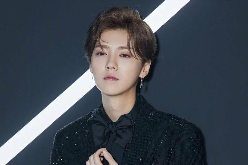 鹿晗为什么在巅峰期宣布恋情,为什么鹿晗公布恋情会掉粉