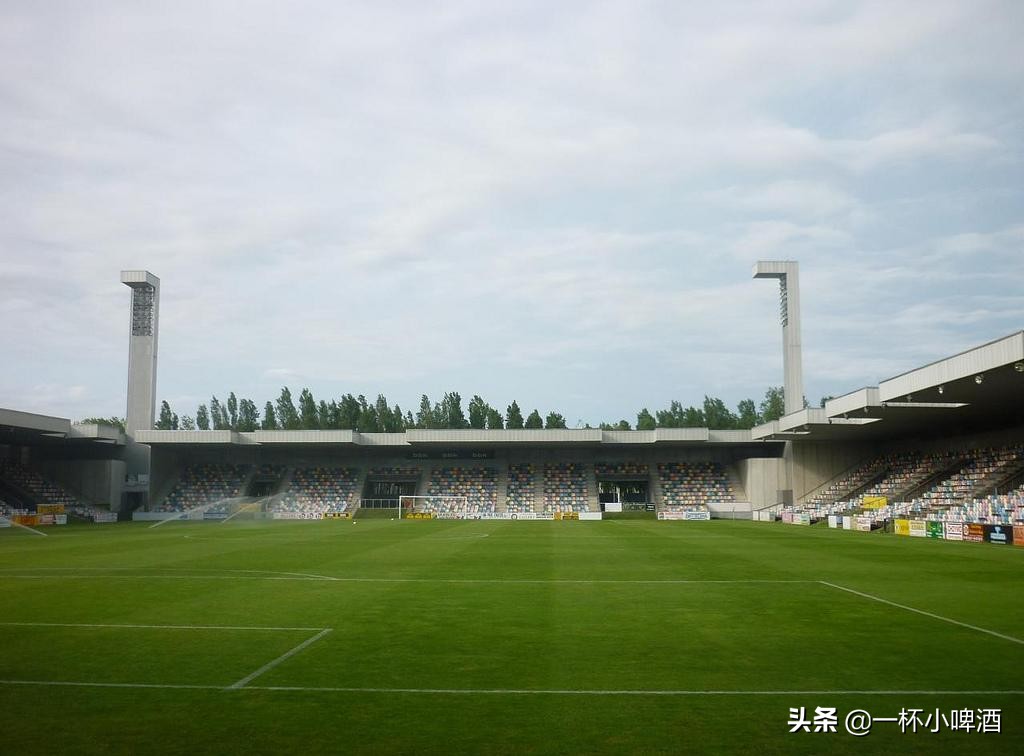 西班牙毕加索巴塞罗那,西班牙毕加索1907作品