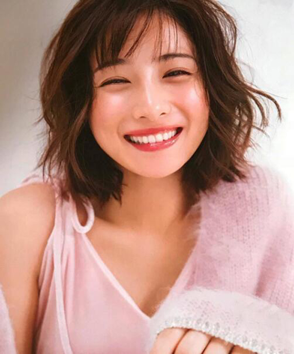 40岁减龄法式妆容,40岁复古妆容