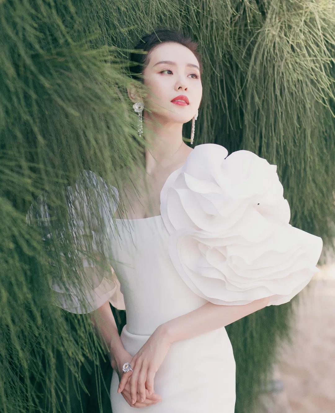 还在穿短袖吗,夏季法式泡泡袖怎么穿