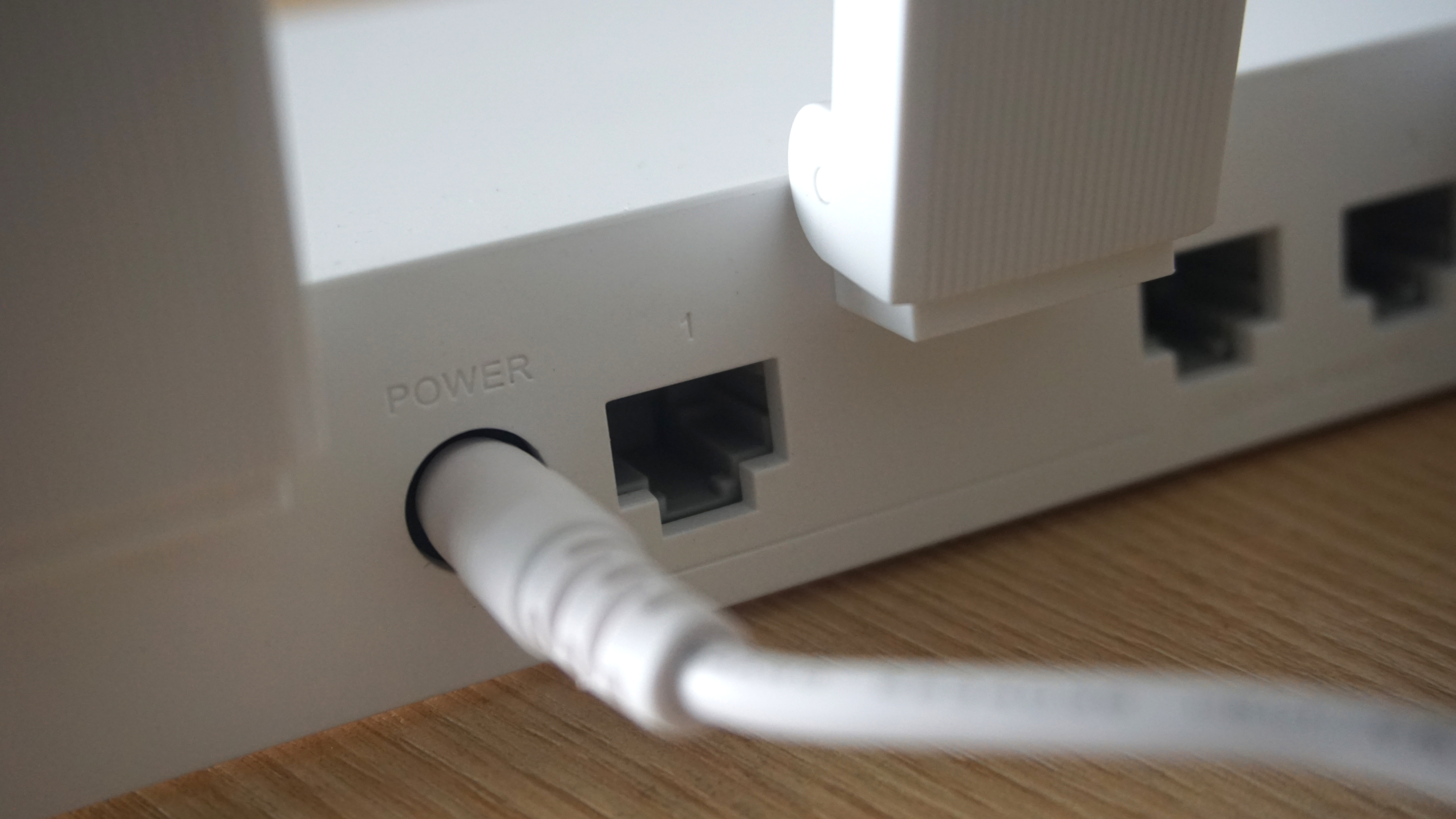 华为ws5200v4和tplinkwdr5620,华为ws5200路由器有哪些特色功能