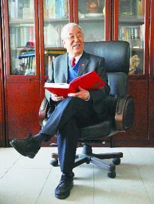 光荣在党50年采访老党员,光荣在党50年采访