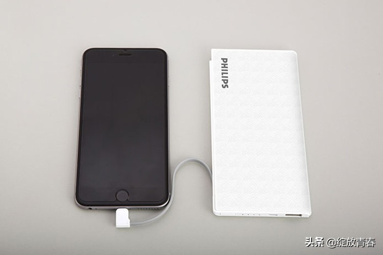 出门旅游充电宝推荐,出游必备物品清单充电宝