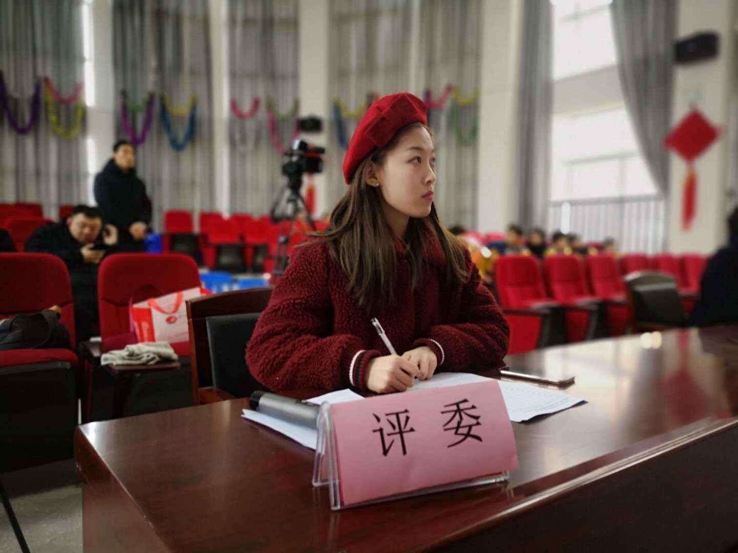 鄢陵县陈化店镇郑州国庆花都学校举行“星耀小主播”海选活动