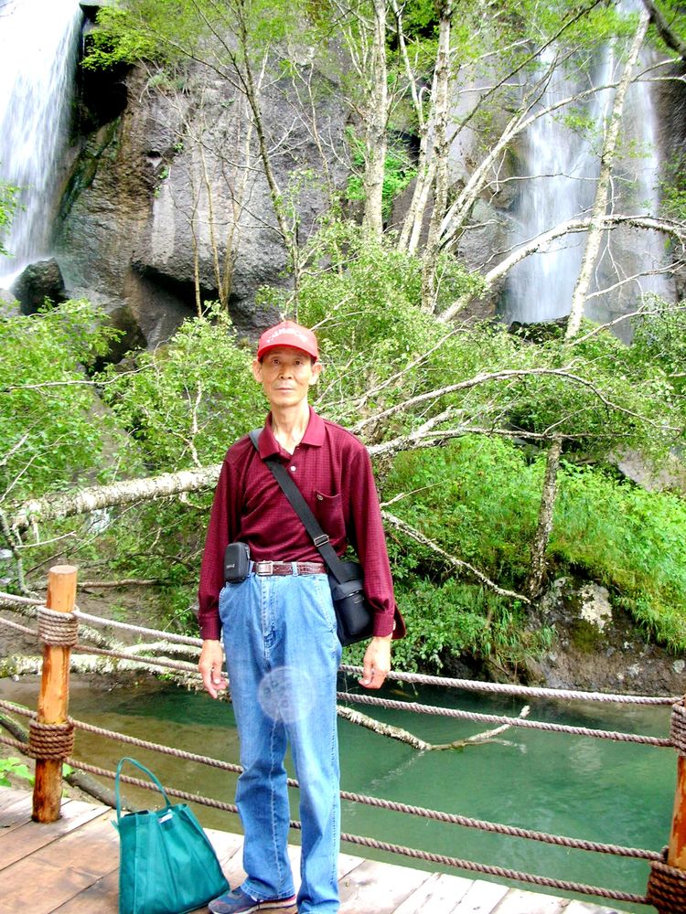 长白山天池两字是谁题写的,长白山天池谁写的