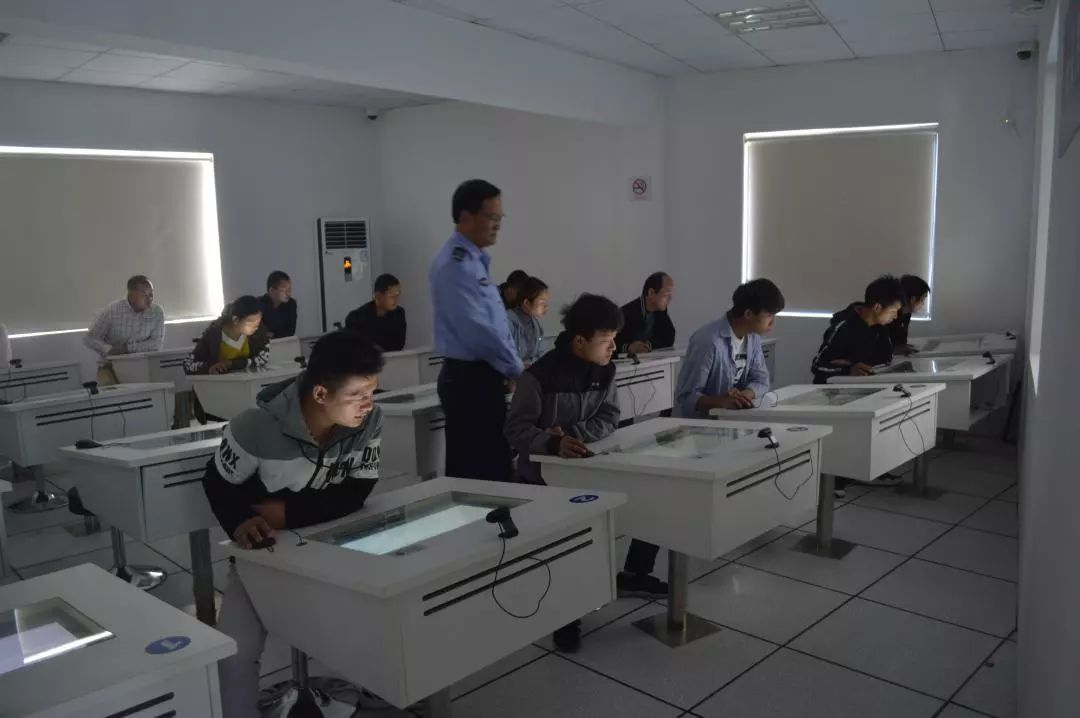 科目一警察提示,科目三考试警察提示