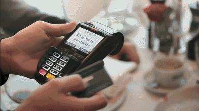 没钱的银行卡长期不使用会怎样,没钱的银行卡一直没注销会扣钱吗